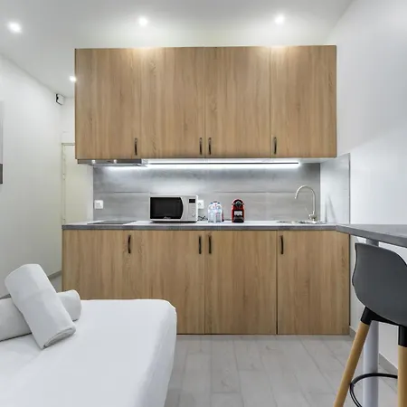 De Charme Au Coeur Des Batignolles